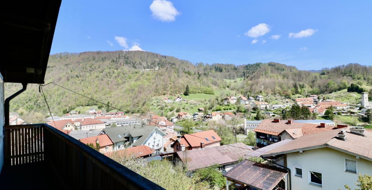 Bergmannhaus Villa Zagorje ob Savi ภายนอก รูปภาพ
